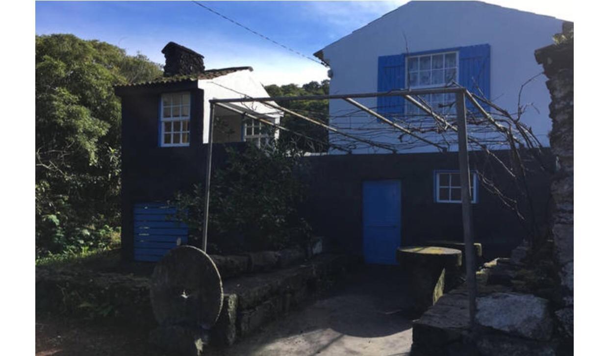 Adega Guest House Horta  Εξωτερικό φωτογραφία